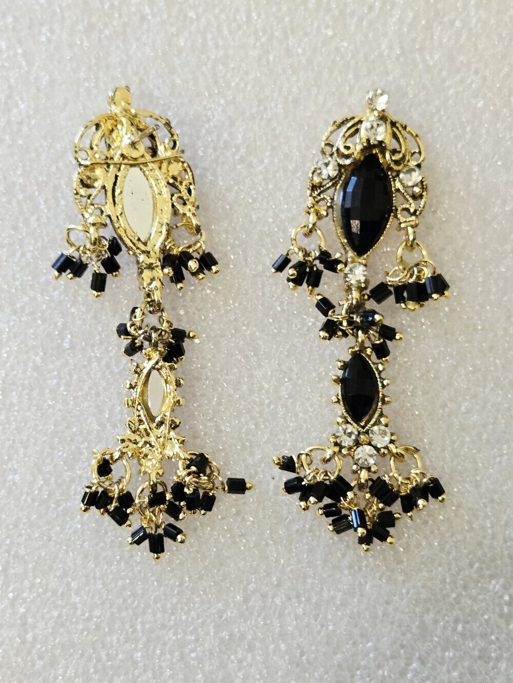 Vintage Black and Gold chandelier earrings - Women Jewelry - Picture 8 of 16